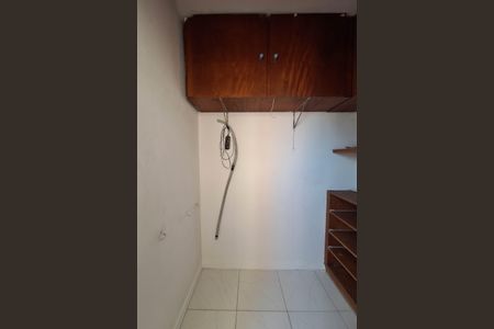 Apartamento para alugar com 79m², 1 quarto e 1 vaga Apartamento para alugar com 79m², 1 quarto e 1 vagaQuarto de Serviço