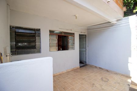 Casa à venda com 60m², 2 quartos e 2 vagasÁrea de Serviço