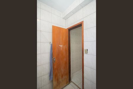 Casa à venda com 60m², 2 quartos e 2 vagasBanheiro Social