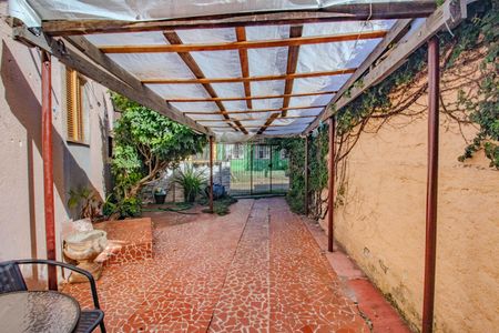 Casa à venda com 110m², 3 quartos e 1 vagaGaragem