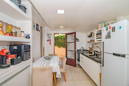 Casa à venda com 110m², 3 quartos e 1 vagaCozinha e Área de Serviço