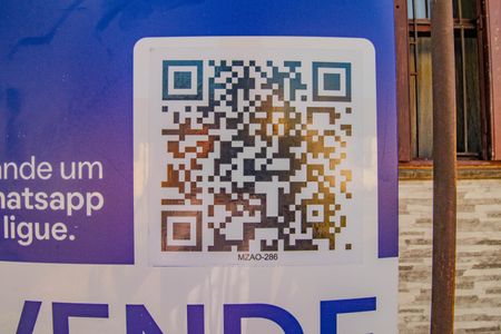 Casa à venda com 110m², 3 quartos e 1 vagaPlaquinha