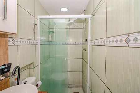 Casa à venda com 110m², 3 quartos e 1 vagaBanheiro