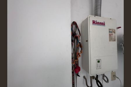 Apartamento à venda com 193m², 4 quartos e 3 vagasCozinha e Área de Serviço