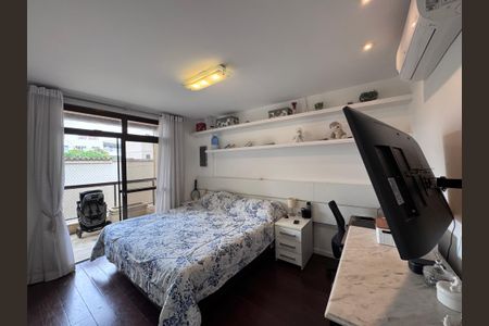 Apartamento à venda com 193m², 4 quartos e 3 vagasQuarto 1