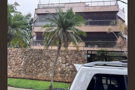 Apartamento à venda com 193m², 4 quartos e 3 vagasFachada