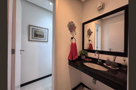 Apartamento à venda com 193m², 4 quartos e 3 vagasLavabo