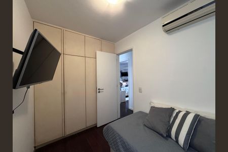 Apartamento à venda com 193m², 4 quartos e 3 vagasSuíte 2