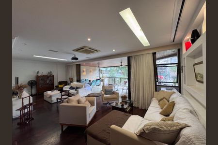 Apartamento à venda com 193m², 4 quartos e 3 vagasSala