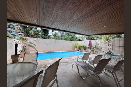 Apartamento à venda com 193m², 4 quartos e 3 vagasÁrea comum