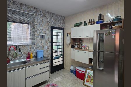 Casa para alugar com 160m², 2 quartos e 1 vagaCozinha 