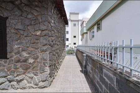 Casa à venda com 316m², 5 quartos e 2 vagasÁrea externa