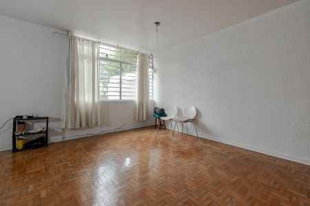 Sala de casa à venda com 3 quartos, 180m² em Vila Cordeiro, São Paulo