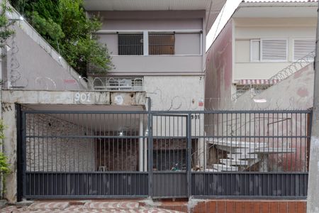 Casa à venda com 180m², 3 quartos e 1 vagaFachada