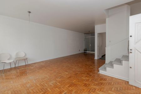 Sala de casa à venda com 3 quartos, 180m² em Vila Cordeiro, São Paulo