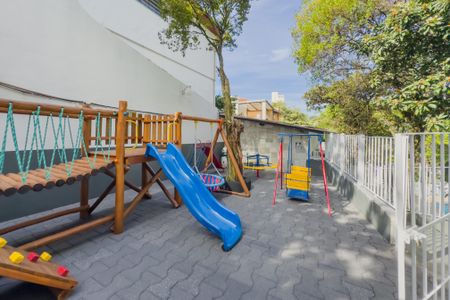 Apartamento à venda com 90m², 3 quartos e 2 vagas Apartamento à venda com 90m², 3 quartos e 2 vagasPlayground
