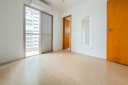 Apartamento à venda com 90m², 3 quartos e 2 vagas Apartamento à venda com 90m², 3 quartos e 2 vagasSuíte