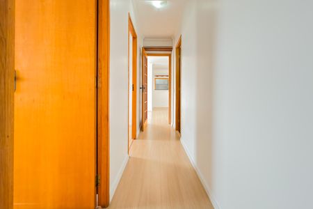 Apartamento à venda com 90m², 3 quartos e 2 vagas Apartamento à venda com 90m², 3 quartos e 2 vagasCorredor