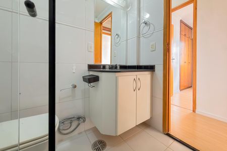 Apartamento à venda com 90m², 3 quartos e 2 vagas Apartamento à venda com 90m², 3 quartos e 2 vagasBanheiro Social