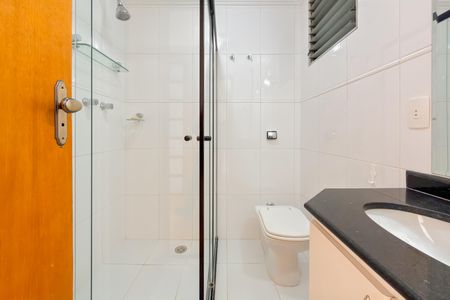 Apartamento à venda com 90m², 3 quartos e 2 vagas Apartamento à venda com 90m², 3 quartos e 2 vagasBanheiro Social