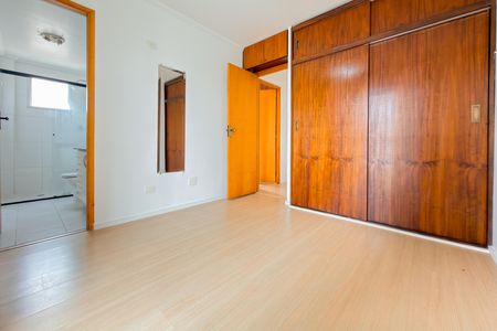 Apartamento à venda com 90m², 3 quartos e 2 vagas Apartamento à venda com 90m², 3 quartos e 2 vagasSuíte