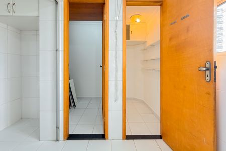 Apartamento à venda com 90m², 3 quartos e 2 vagas Apartamento à venda com 90m², 3 quartos e 2 vagasÁrea de Serviço