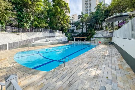 Apartamento à venda com 90m², 3 quartos e 2 vagas Apartamento à venda com 90m², 3 quartos e 2 vagasPiscina