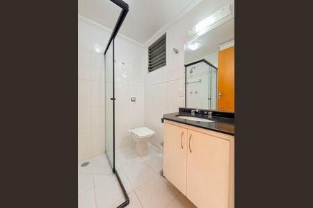 Apartamento à venda com 90m², 3 quartos e 2 vagas Apartamento à venda com 90m², 3 quartos e 2 vagasBanheiro Social
