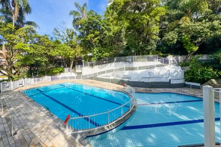 Apartamento à venda com 90m², 3 quartos e 2 vagas Apartamento à venda com 90m², 3 quartos e 2 vagasPiscina