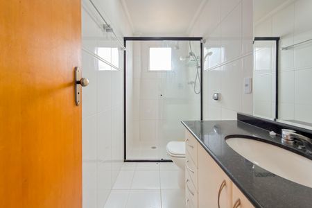 Apartamento à venda com 90m², 3 quartos e 2 vagas Apartamento à venda com 90m², 3 quartos e 2 vagasBanheiro da Suíte