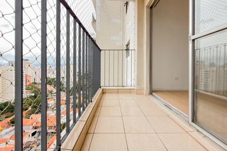 Apartamento à venda com 90m², 3 quartos e 2 vagas Apartamento à venda com 90m², 3 quartos e 2 vagasSala - Varanda