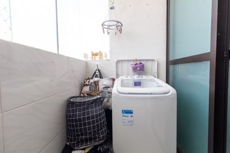 Apartamento à venda com 78m², 3 quartos e 1 vagaÁrea de Serviço