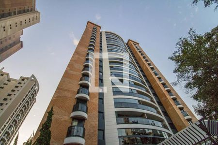 Apartamento para alugar com 126m², 3 quartos e 3 vagasFachada