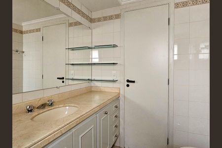 Apartamento para alugar com 126m², 3 quartos e 3 vagasBanheiro da Suíte 1