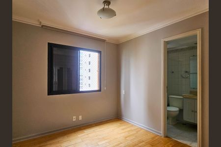 Apartamento para alugar com 126m², 3 quartos e 3 vagasSuíte 2