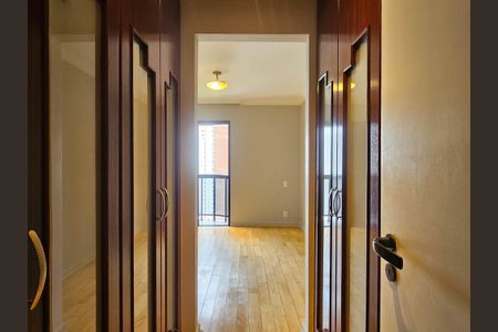 Apartamento para alugar com 126m², 3 quartos e 3 vagasCloset da suíte 1