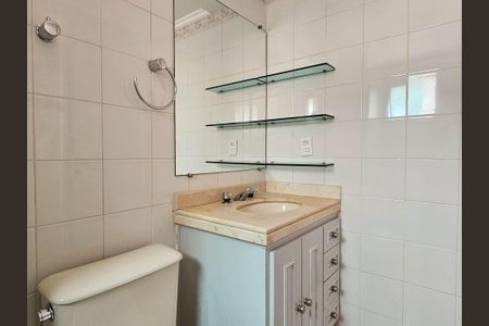 Apartamento para alugar com 126m², 3 quartos e 3 vagasBanheiro da Suíte 2