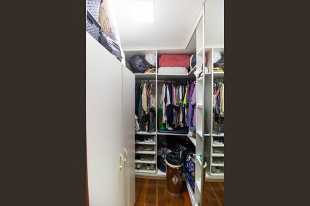 Apartamento para alugar com 85m², 2 quartos e sem vagaCloset da suíte 1