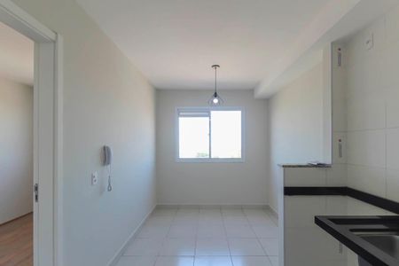 Sala/Cozinha de apartamento à venda com 1 quarto, 27m² em Jardim Adutora, São Paulo