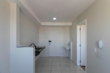 Sala/Cozinha de apartamento à venda com 1 quarto, 27m² em Jardim Adutora, São Paulo