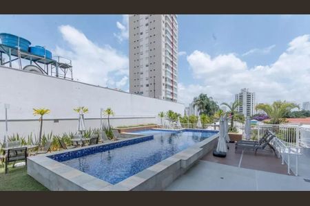 Apartamento para alugar com 70m², 2 quartos e 2 vagas Apartamento para alugar com 70m², 2 quartos e 2 vagasÁrea comum - Piscina