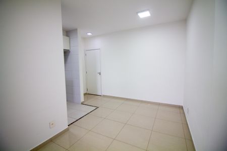 Sala de apartamento à venda com 2 quartos, 70m² em Campo Belo, São Paulo
