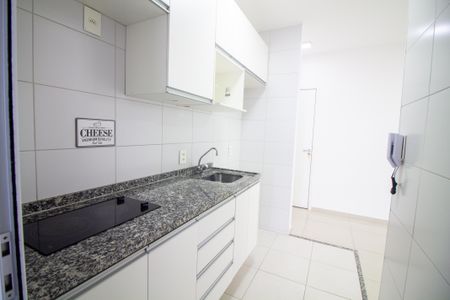 Apartamento para alugar com 70m², 2 quartos e 2 vagas Apartamento para alugar com 70m², 2 quartos e 2 vagasCozinha