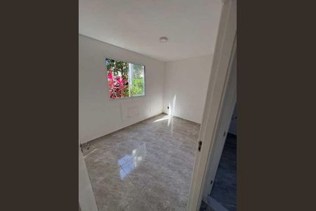 Apartamento à venda com 2 quartos, 40m² em Del Castilho, Rio de Janeiro
