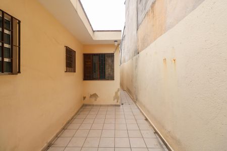 Casa à venda com 165m², 2 quartos e 2 vagasQuintal