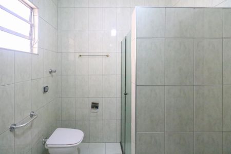 Casa à venda com 165m², 2 quartos e 2 vagasBanheiro