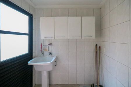 Casa à venda com 165m², 2 quartos e 2 vagasÁrea de Serviço