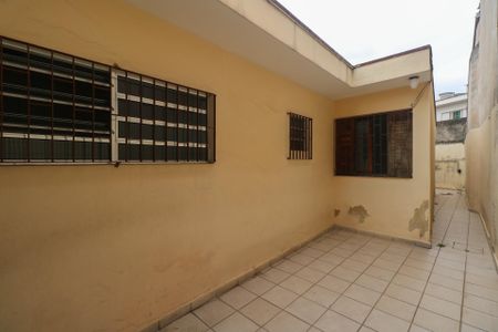 Casa à venda com 165m², 2 quartos e 2 vagasQuintal