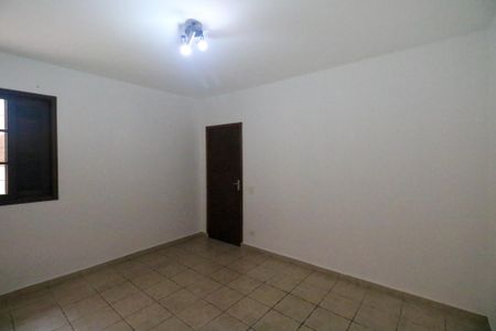 Casa à venda com 165m², 2 quartos e 2 vagasQuarto