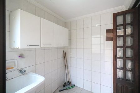 Casa à venda com 165m², 2 quartos e 2 vagasÁrea de Serviço